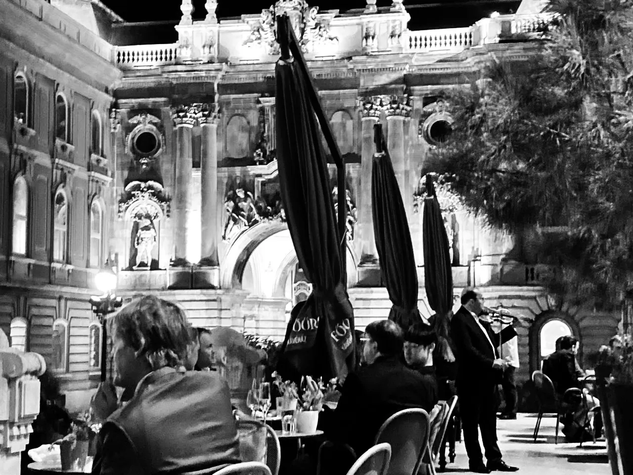 9 Fellini en Budapest